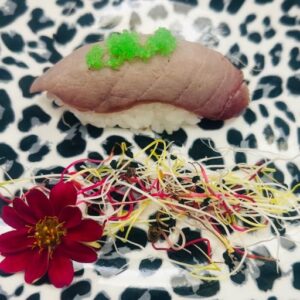 NIGIRI THON SNACKÉ TOBIKO X2